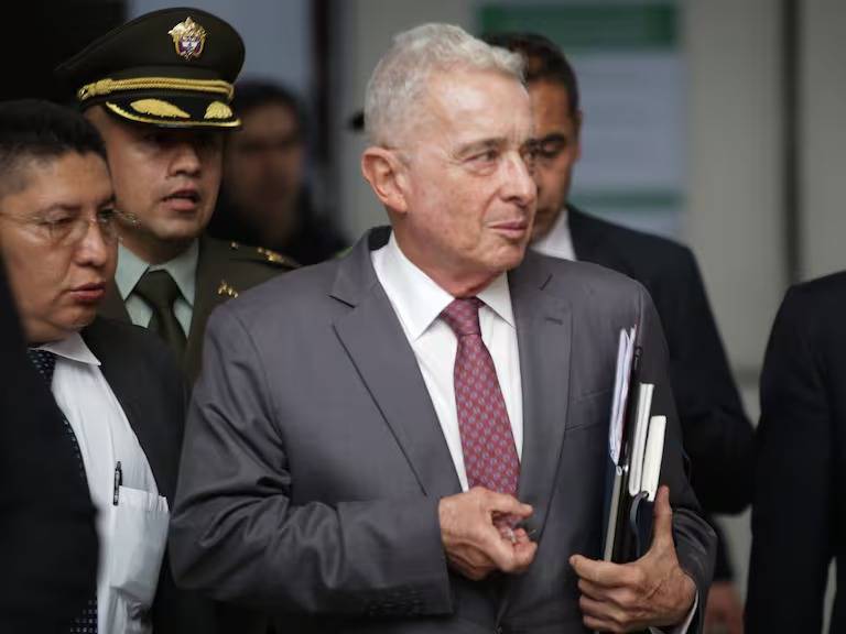 Álvaro Uribe se reúne en Washington con Marco Rubio y Díaz-Balart para advertir sobre amenazas a la democracia en Colombia y América Latina