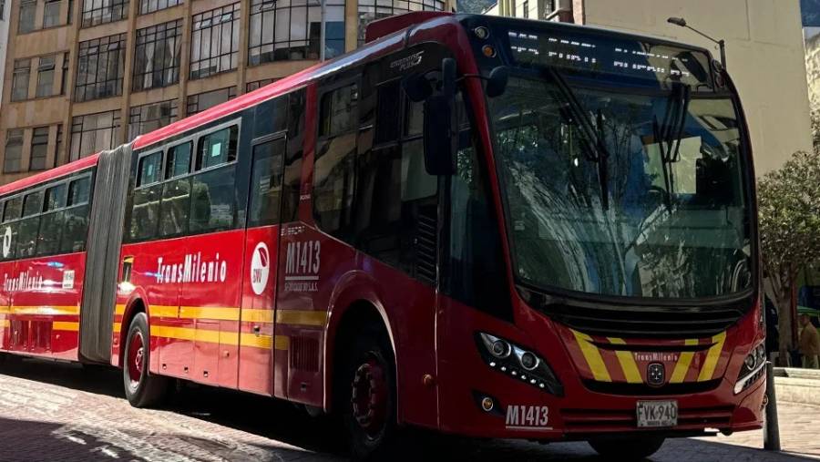 TransMilenio lanza concurso para estudiantes universitarios en Bogotá: el premio es una beca de vivienda por seis meses