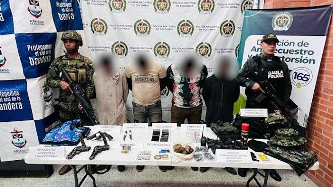 Policía y la Armada Nacional capturaron cuatro presuntos integrantes de un grupo armado ilegal en el Meta