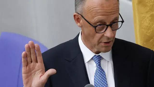 Nuevo jefe de gobierno de Alemania urge en París a ratificar acuerdo con Mercosur