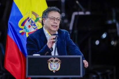 Petro acusa a la justicia de dificultar la restitución de tierras en Colombia