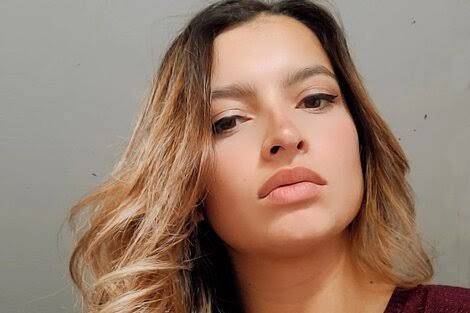 Andrea Petro responde a Ángela Benedetti tras críticas por fotografía: 