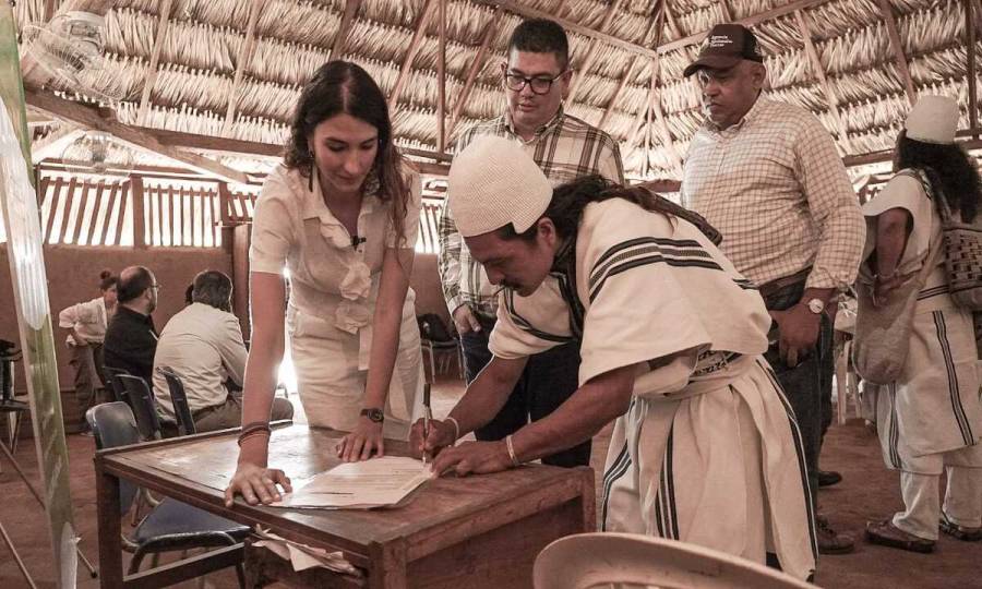 Gobierno avanza en regulación de predios destinados a proyecto energético con el pueblo arhuaco