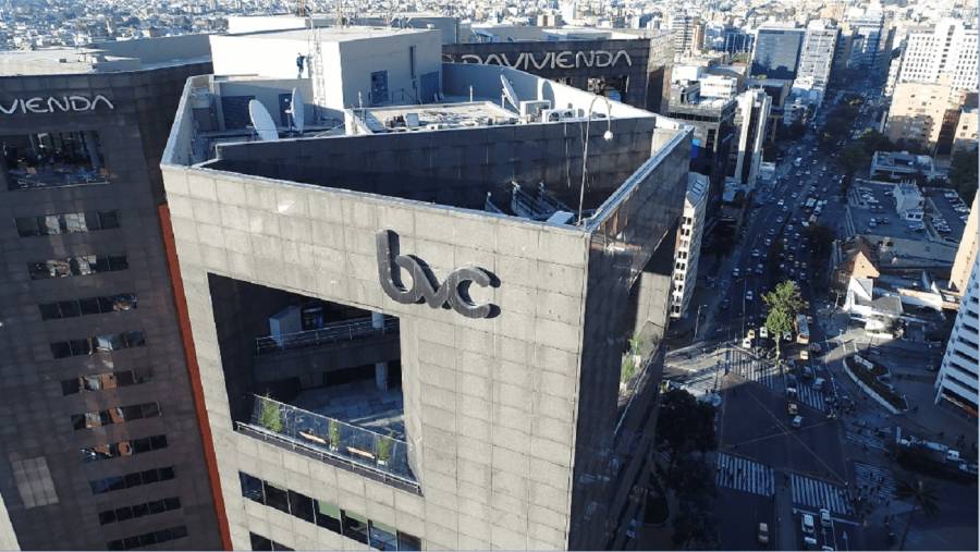 Bolsa de Valores de Colombia retrocede tras alcanzar m&aacute;ximos hist&oacute;ricos en 2025
