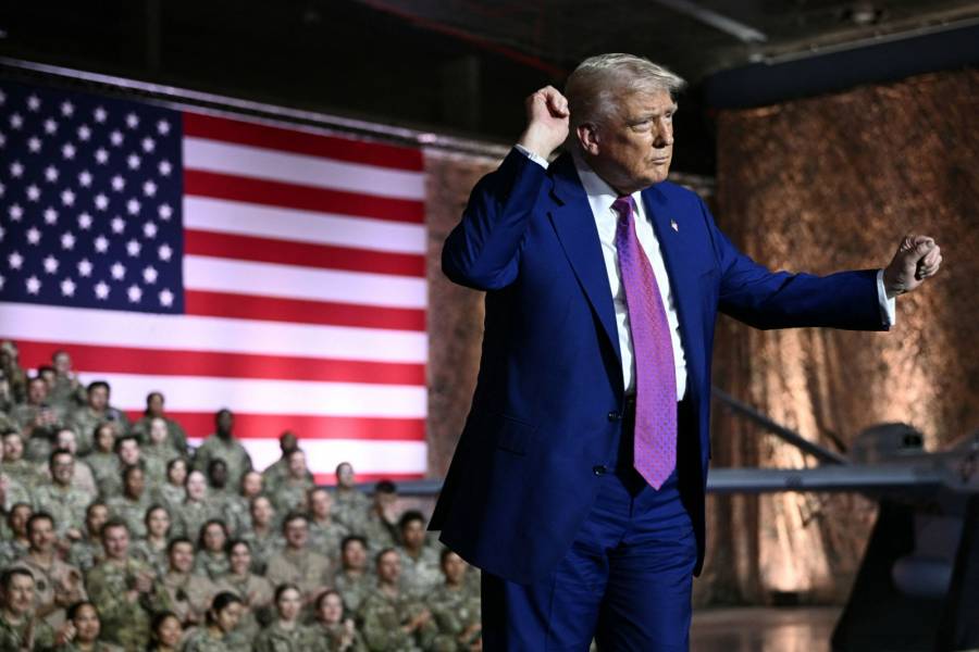 Trump dice que inst&oacute; a Apple a fabricar en EEUU en lugar de India