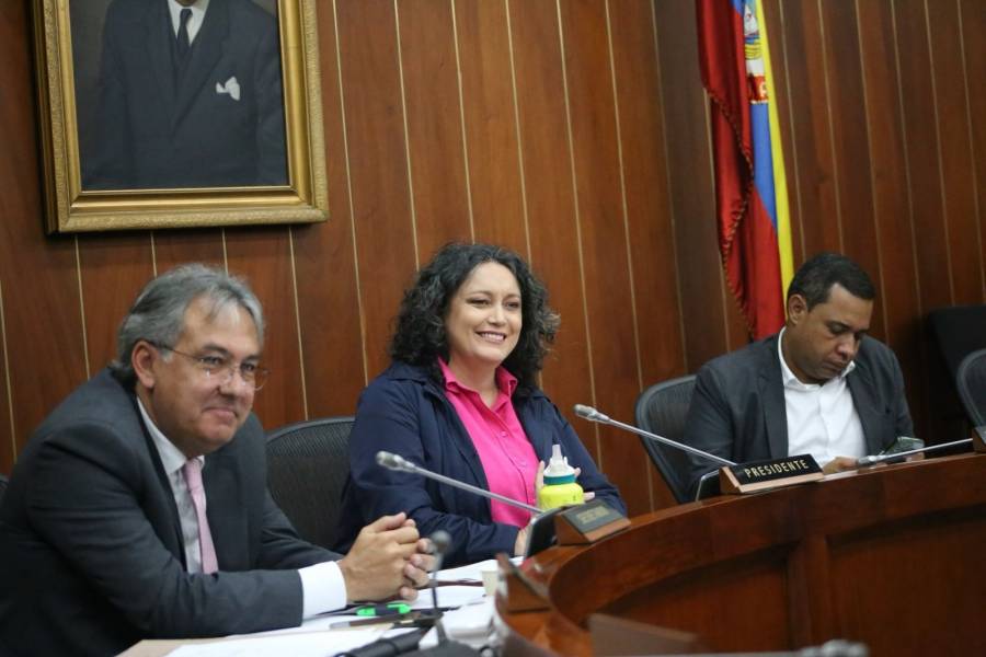 El balón quedó en la cancha del Senado: Senadora Angélica Lozano sobre apelación de Reforma Laboral