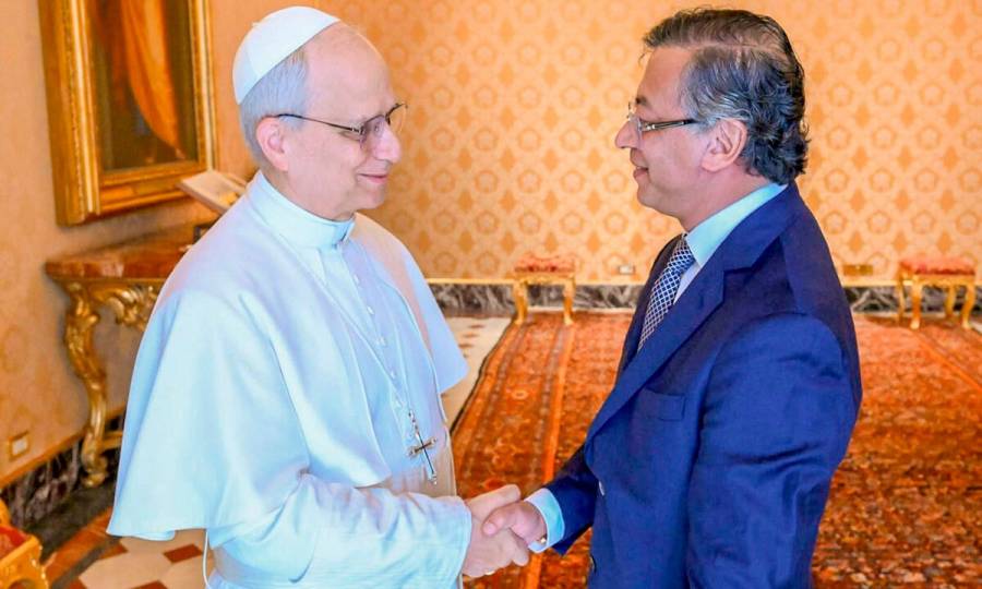 Petro pide al papa León XIV mediar con EEUU para priorizar crisis climática