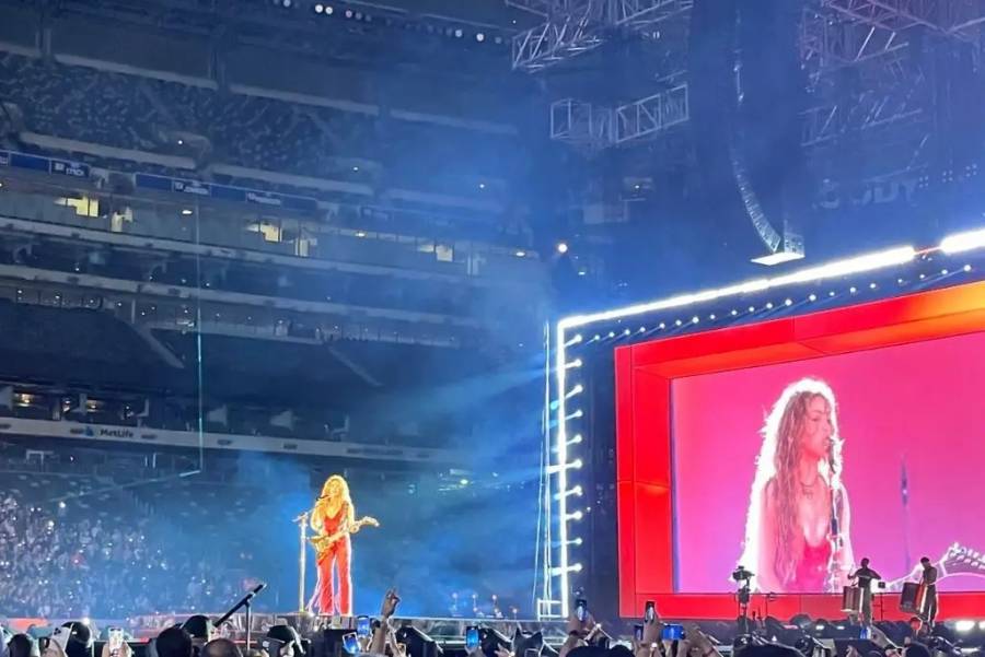 nvestigan posible exposición masiva a sarampión en concierto de Shakira en EE. UU.