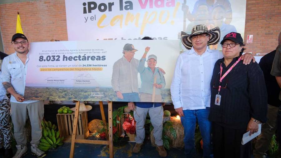 Presidente pide a Fiscalía investigar a usurpadores de tierras que terminaron en manos criminales