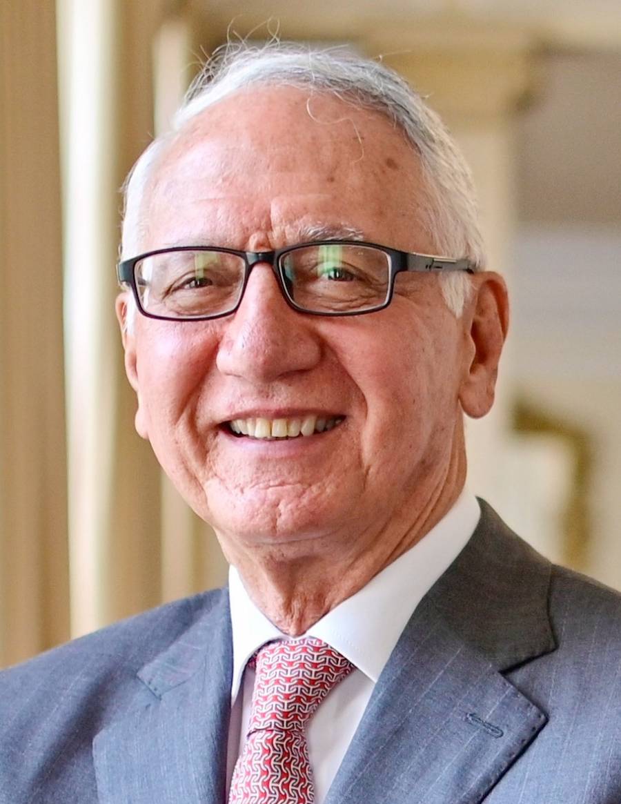 Ministro de Salud lanza críticas a grandes empresarios durante audiencia pública en Popayán