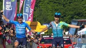 Avance de ciclistas colombianos en el Giro de Italia