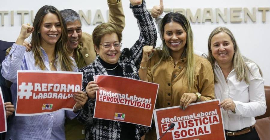 Senado aprueba más del 70% de la reforma laboral en primer debate