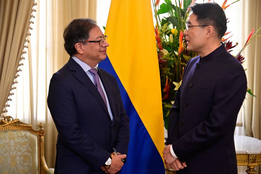 China propone a Colombia hasta US\$35.000 millones en financiamiento ante posible bloqueo de EE.UU. a créditos multilaterales