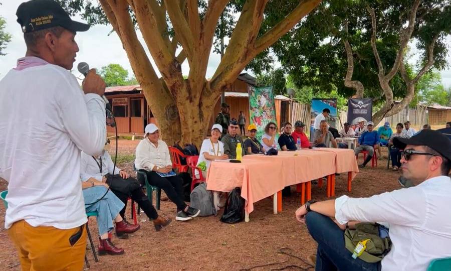 Campesinos del Catatumbo, de la mano del Gobierno, visitaron el 