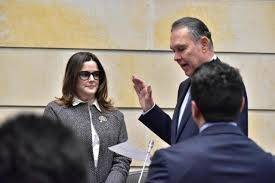Senado elige a Lina Escobar como nueva magistrada de la Corte Constitucional