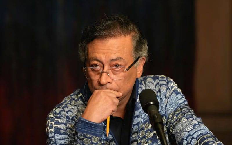 Gobierno prepara cambios estructurales en pol&iacute;tica fiscal para enfrentar d&eacute;ficit