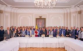 Inversiones en educación aumentan 59% durante el Gobierno Petro, según el FIE