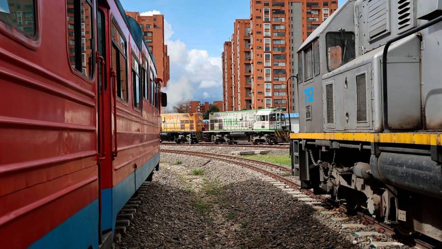 Gobierno entregó a Cundinamarca el corredor férreo Bogotá–Facatativá para avanzar en el Regiotram de Occidente
