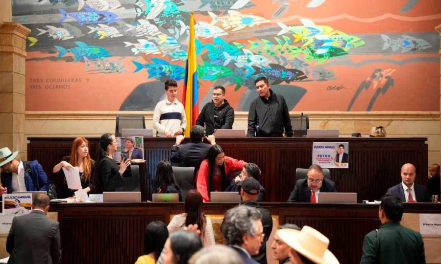 Colombia ratifica el Tratado sobre la Prohibici&oacute;n de las Armas Nucleares