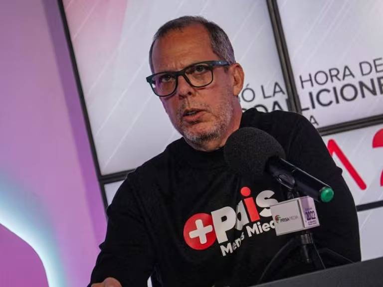 Pastor Alfredo Saade, nuevo jefe de gabinete de Gustavo Petro