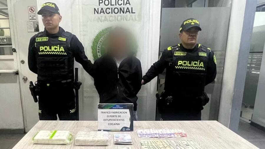Capturan estadounidense con cocaína en la terminal del Salitre