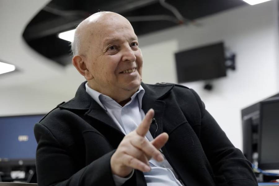 Las reiteradas ausencias del comisionado Otty Patiño afectan procesos de paz en Colombia