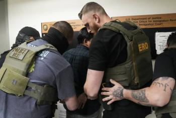 La administración Trump demanda a Los Ángeles por políticas de protección migratoria