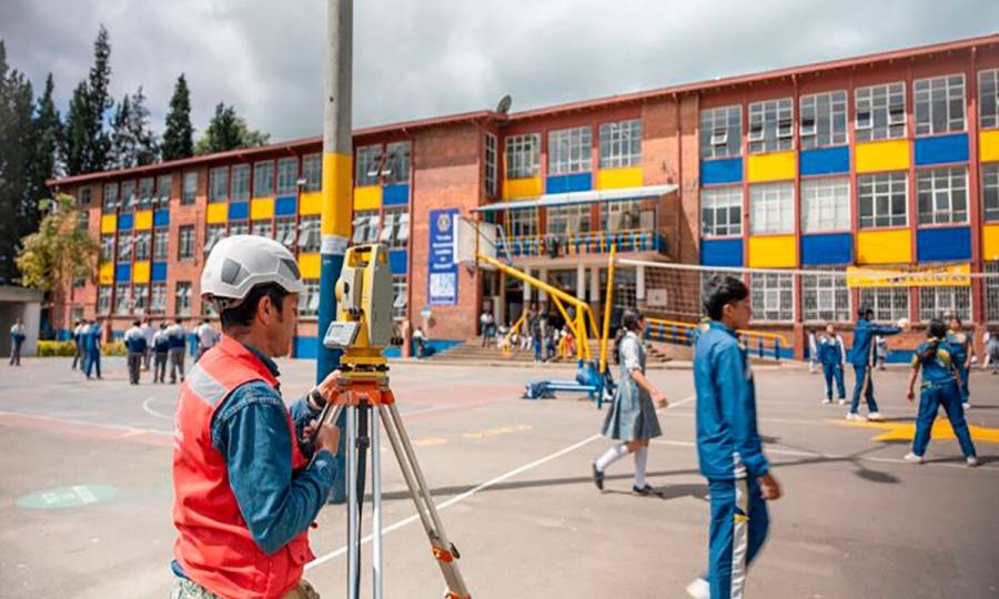 Gobierno invierte más de $7 mil millones en el colegio donde estudió Gabriel García Márquez