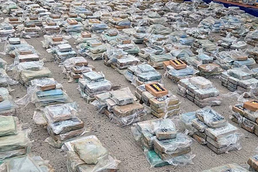 Ecuador incauta tres toneladas de droga a la mafia albanesa