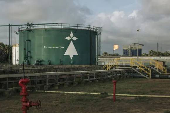 Fiscalía de Colombia embarga bienes de petrolera anglofrancesa por vínculos con paramilitares