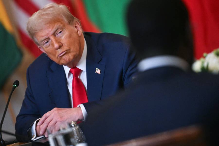 Trump anuncia arancel del 35% a Canad&aacute; por tomar represalias