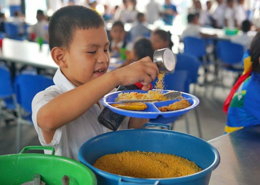 El Gobierno gira $350 mil millones para garantizar la alimentaci&oacute;n escolar en julio