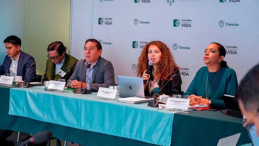 Gobierno destin&oacute; m&aacute;s de 540 mil millones de pesos de regal&iacute;as para fortalecer la ciencia y transformar territorios
