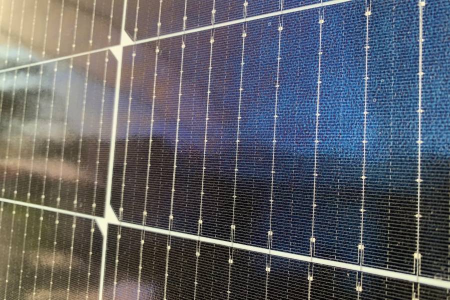 Paradoja de las plantas de energ&iacute;a solar en Per&uacute;: pobladores viven sin electricidad