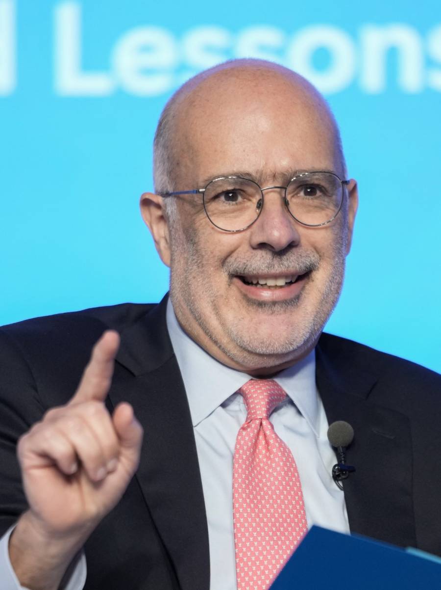 El FMI nombra al economista chileno Rodrigo Vald&eacute;s director de finanzas p&uacute;blicas