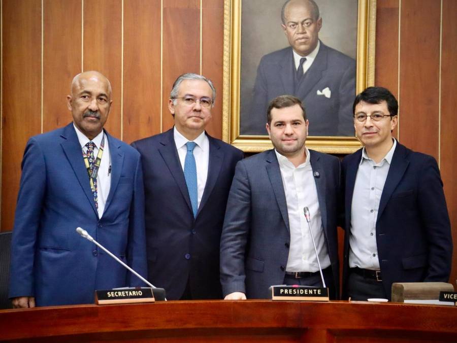 Elegida Nueva mesa directiva en Comisi&oacute;n Cuarta para periodo 2025-2026