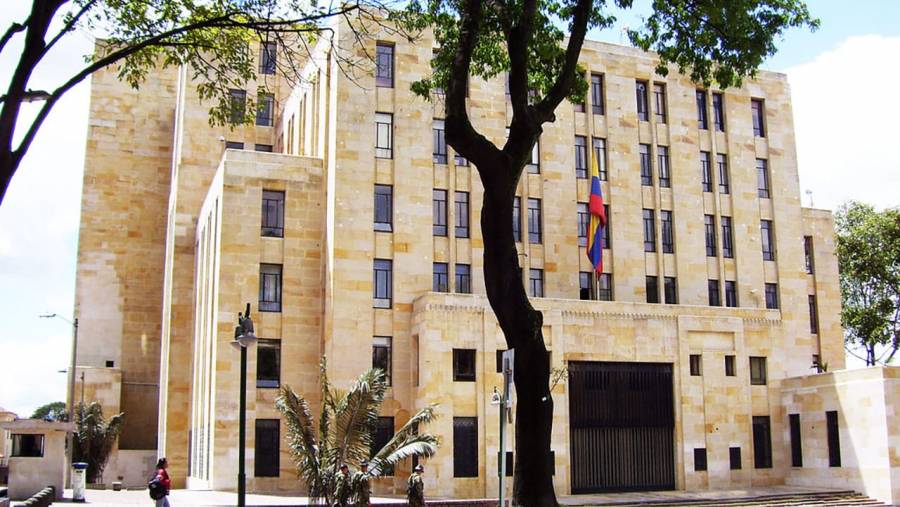 Colombia destin&oacute; 1,3 billones a pasivo pensional territorial en primer semestre de 2025