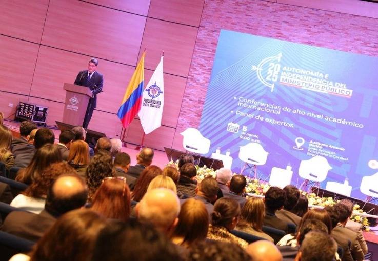 “Colombia va a tener su proceso electoral en paz y dentro del calendario establecido”: Procurador Gregorio Eljach Pacheco