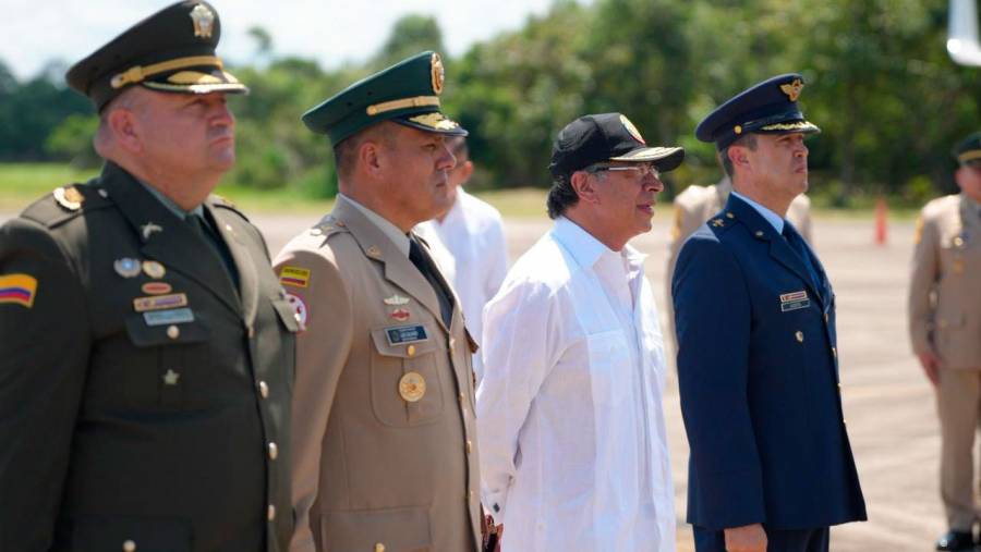 Presidente Petro orden&oacute; a la Fuerza P&uacute;blica garantizar soberan&iacute;a sobre el r&iacute;o Amazonas