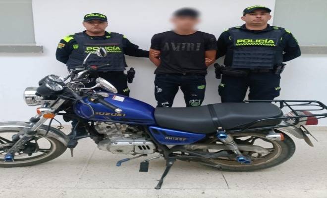 Dos personas capturadas por el delito de receptaci&oacute;n y recuperaci&oacute;n de dos motocicletas