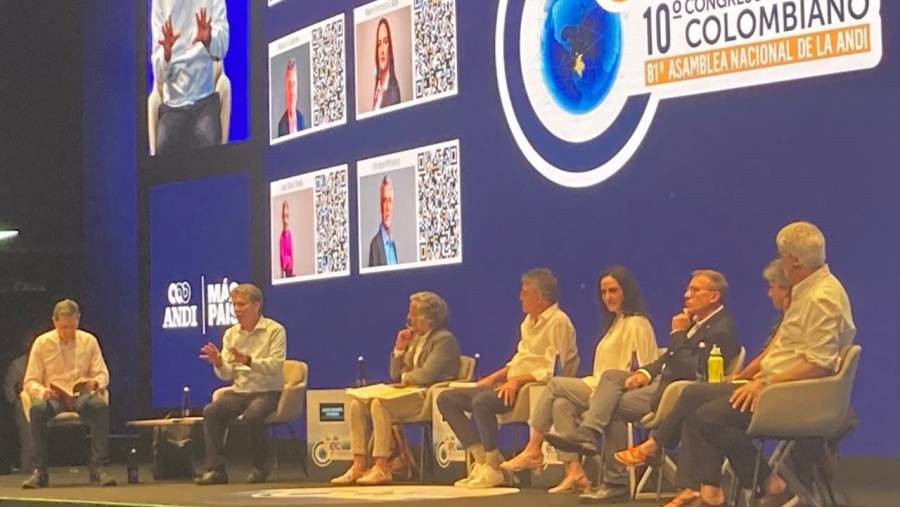 Acalorado debate entre precandidatos presidenciales en el 10º Congreso de la Andi: intercambios y preguntas dif&iacute;ciles