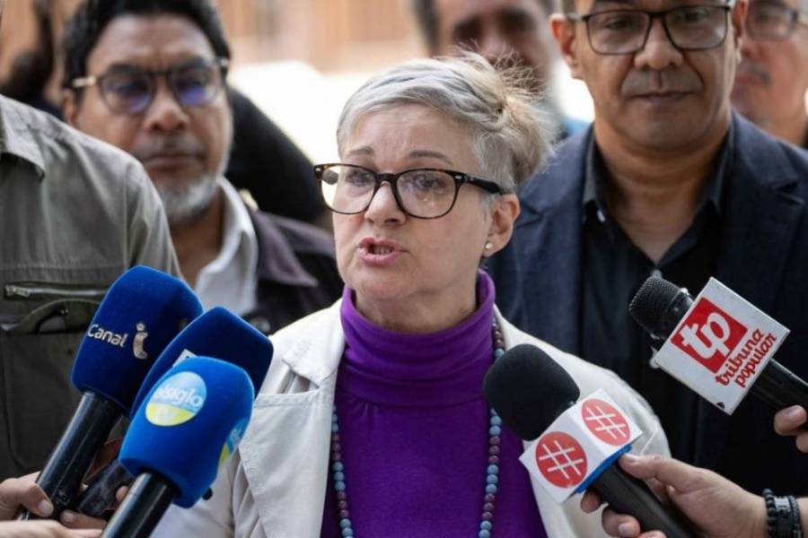Opositora venezolana asilada por gobierno de Petro llega a Colombia