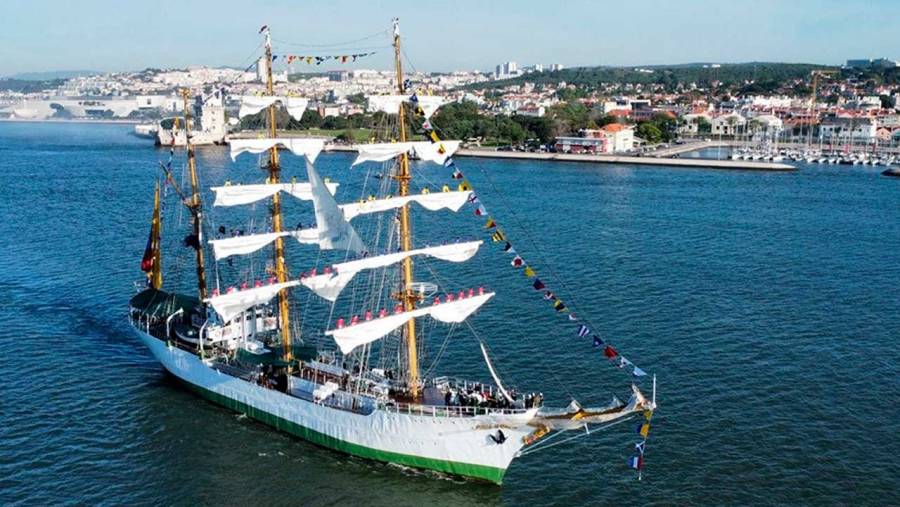 Buque ARC Gloria recibe el t&iacute;tulo de ‘Embajador de Colombia en los Mares’