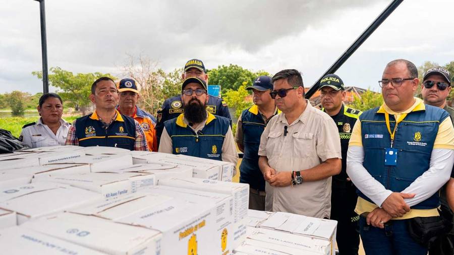 UNGRD invierte m&aacute;s de $14.600 millones en Vichada: director recorri&oacute; zonas inundadas y entreg&oacute; kits humanitarios